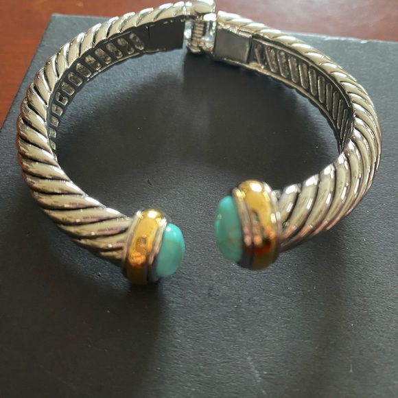 Turquoise twisted cable bracelet - Picture 1 of 9
